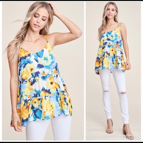 KFab Designs Tops - New!1 left L Floral tiered silhouette Comfy Ruffle bottom Top